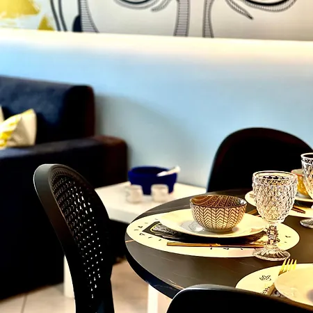 The Muse Flat In Just A Few Steps Away From Museums And Helexpo * 塞萨洛尼基