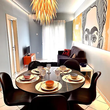 公寓 The Muse Flat In Just A Few Steps Away From Museums And Helexpo *