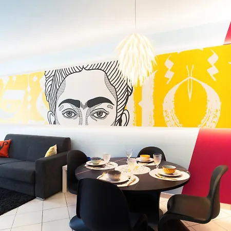 公寓 The Muse Flat In Just A Few Steps Away From Museums And Helexpo 塞萨洛尼基