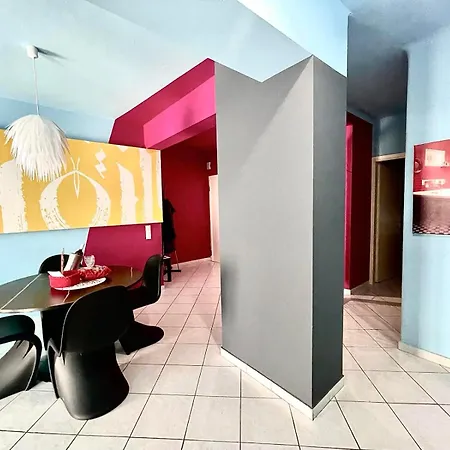 The Muse Flat In Just A Few Steps Away From Museums And Helexpo 公寓 *